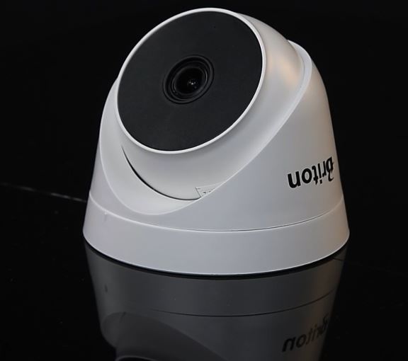 دوربین برایتون مدل UVC232T43P2-M دارای رزولوشن تصویر 1080×1920 پیکسل است.